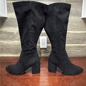 NWOB Torrid POINTED TOE KNEE-HIGH BOOT (WW) Bkack Size 9.5WW wide calf